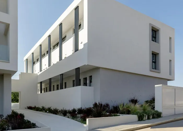 Greek 2 Apartment