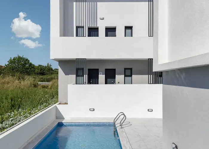 Greek 2 Apartment Kallithea (Chalkidiki)