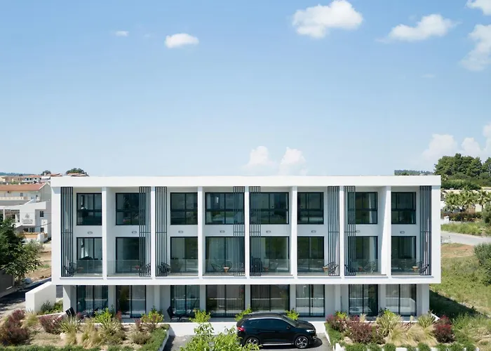 Greek 2 Apartment